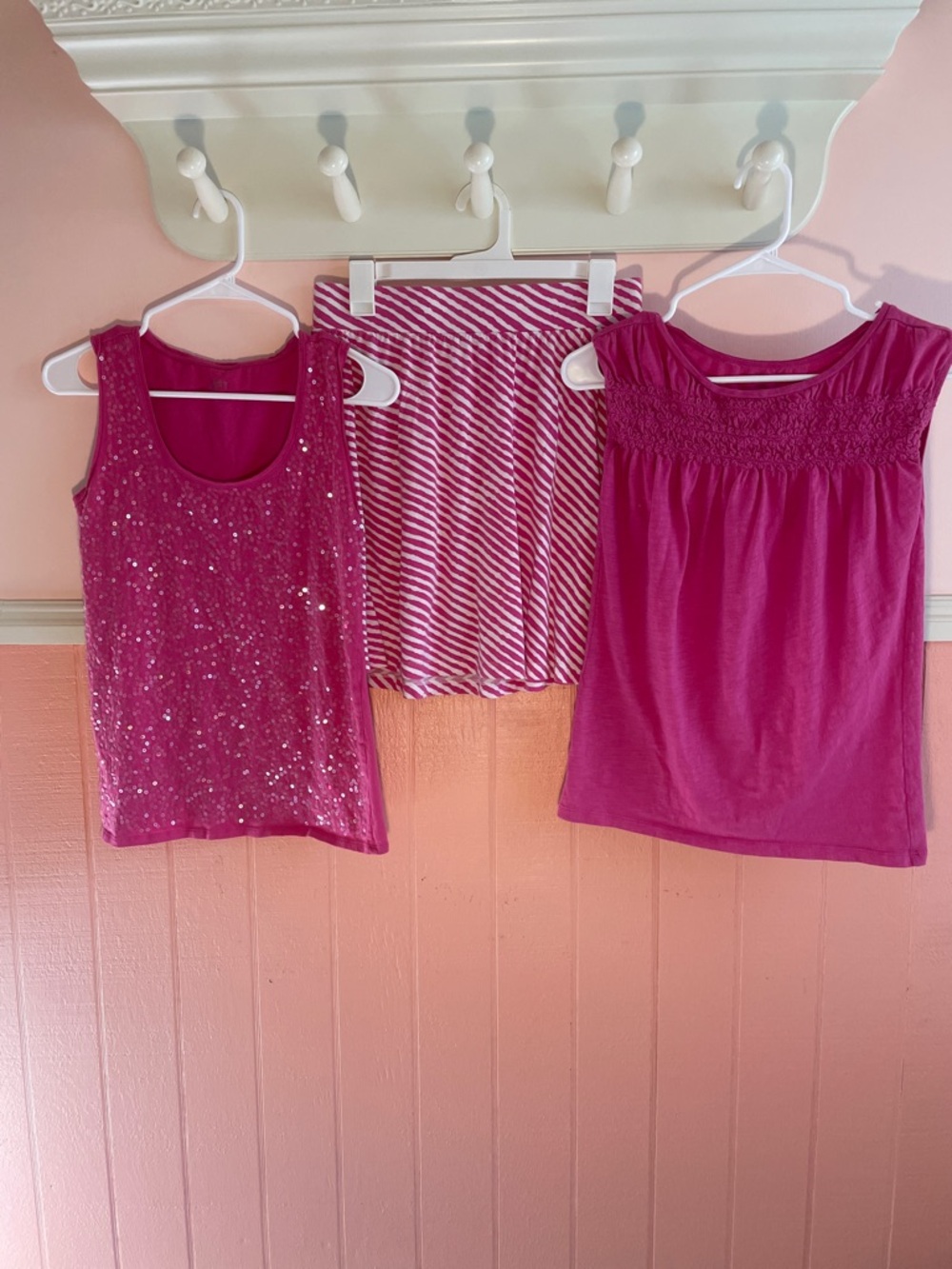 Ann Taylor LOFT Fuchsia Pink Tank Tops & Matching Skirt